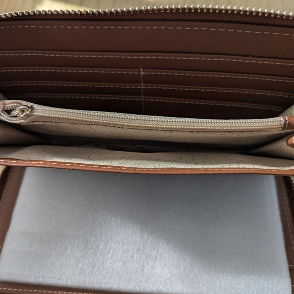 BNWT - True Religion Large Denim Wristlet/Wallet - Picture 6 of 7